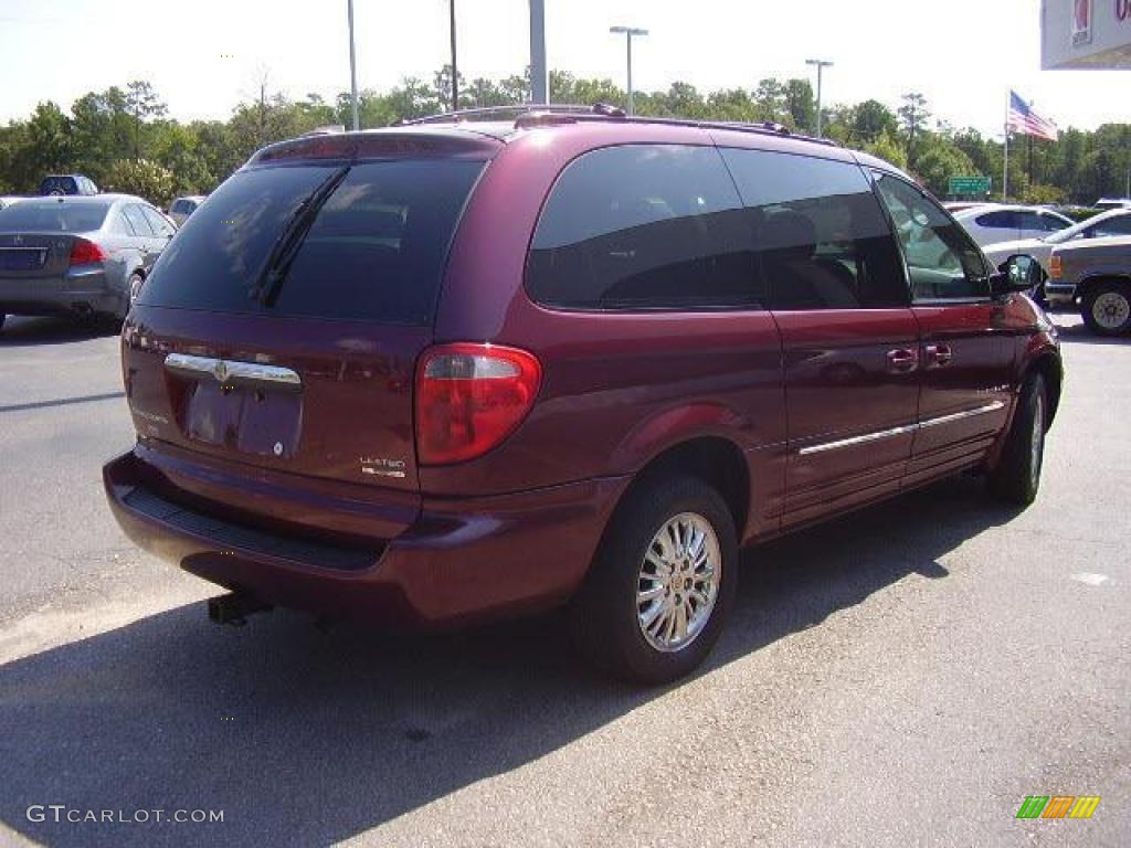 2001 Town & Country Limited AWD - Dark Garnet Red Pearl / Taupe photo #5