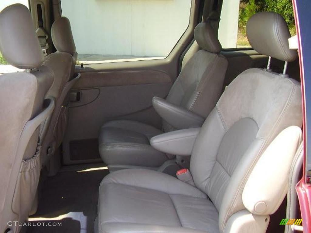 2001 Town & Country Limited AWD - Dark Garnet Red Pearl / Taupe photo #13