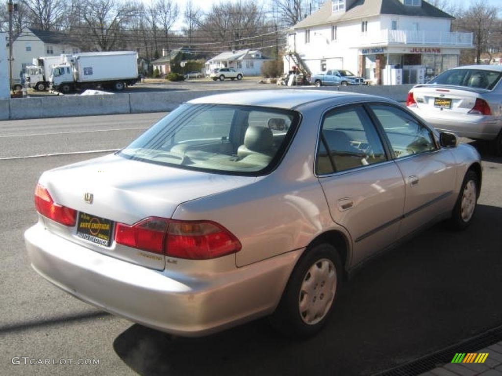 1999 Accord LX Sedan - Heather Mist Metallic / Tan photo #3