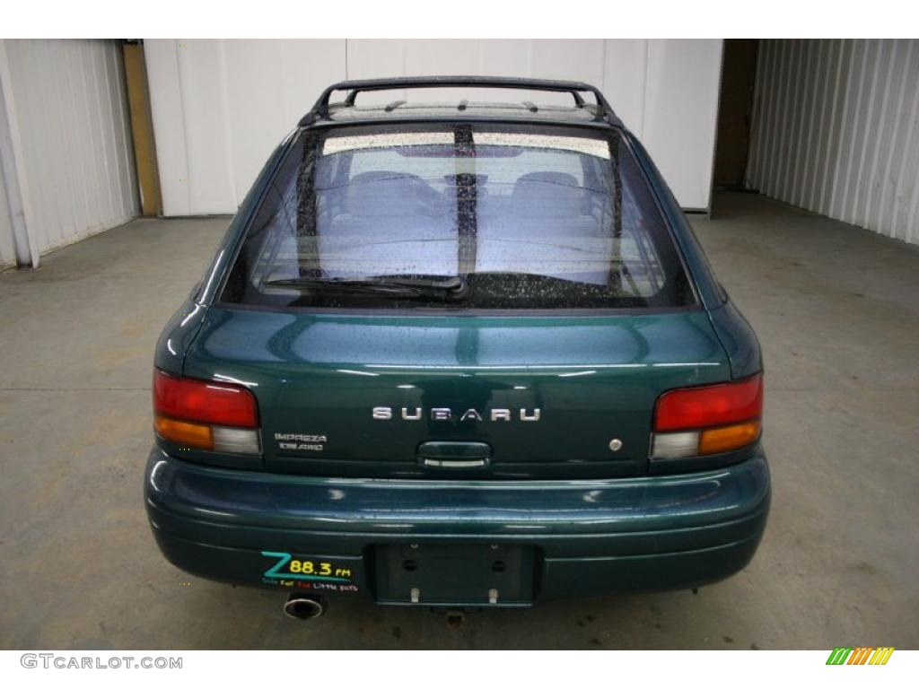 1998 Impreza L Wagon - Acadia Green Pearl Metallic / Gray photo #6