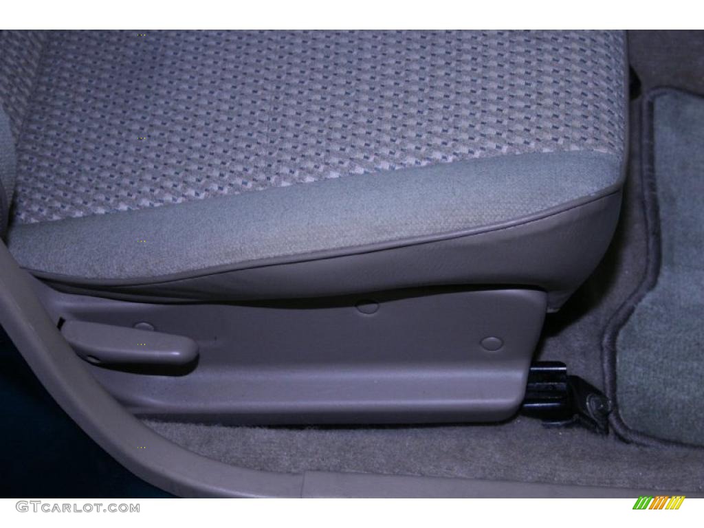 1998 Impreza L Wagon - Acadia Green Pearl Metallic / Gray photo #33