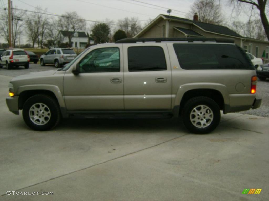 2003 Suburban 1500 Z71 4x4 - Sandalwood Metallic / Tan/Neutral photo #7