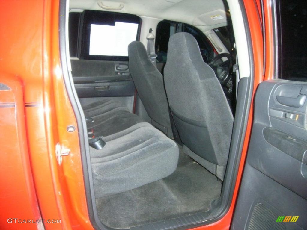 2004 Dakota SXT Quad Cab 4x4 - Flame Red / Dark Slate Gray photo #11