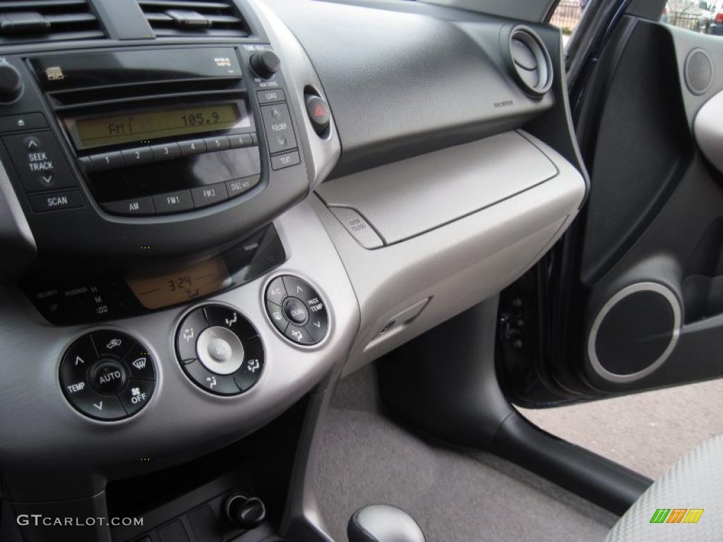 2007 RAV4 Limited 4WD - Nautical Blue Metallic / Taupe photo #18