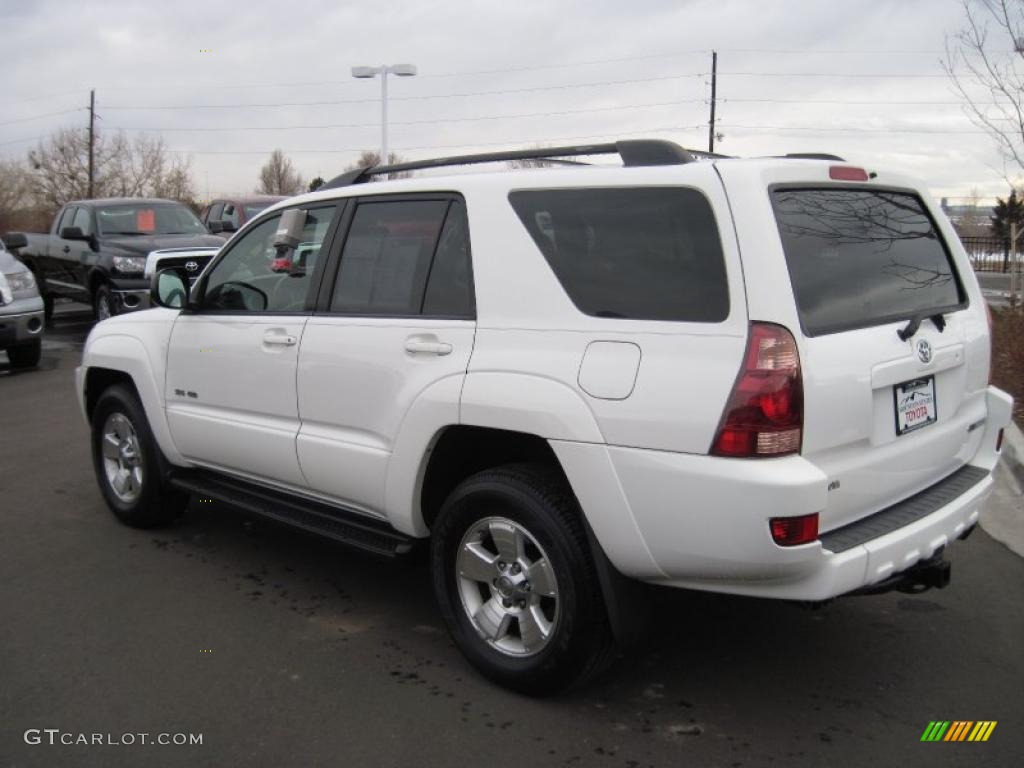 2005 4Runner SR5 4x4 - Natural White / Taupe photo #4