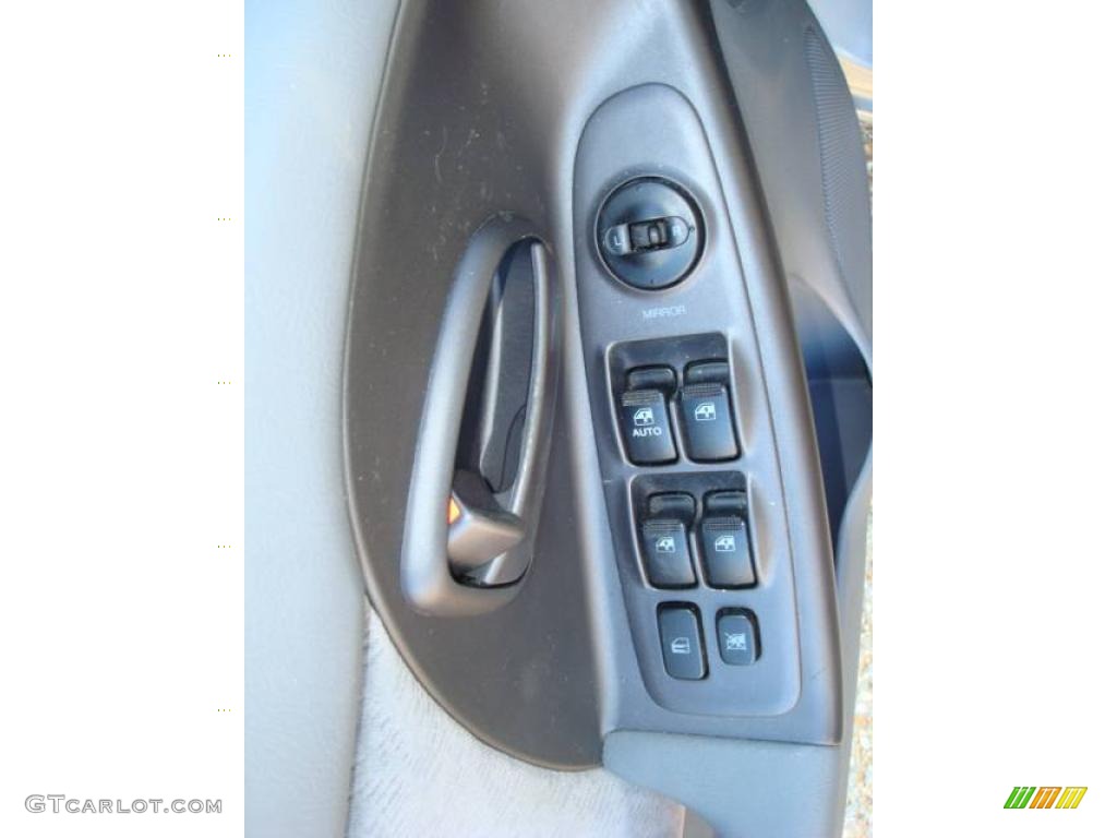2004 Elantra GLS Sedan - Sterling Silver / Gray photo #13
