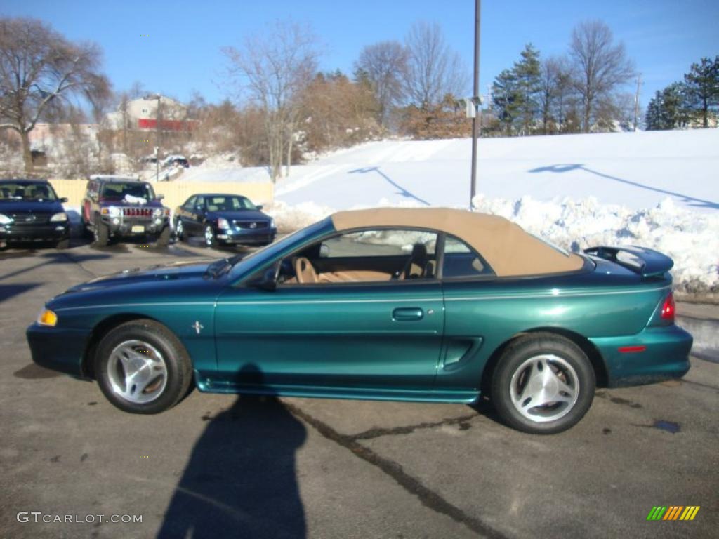 1998 Mustang V6 Convertible - Dark Green Satin Metallic / Saddle photo #37