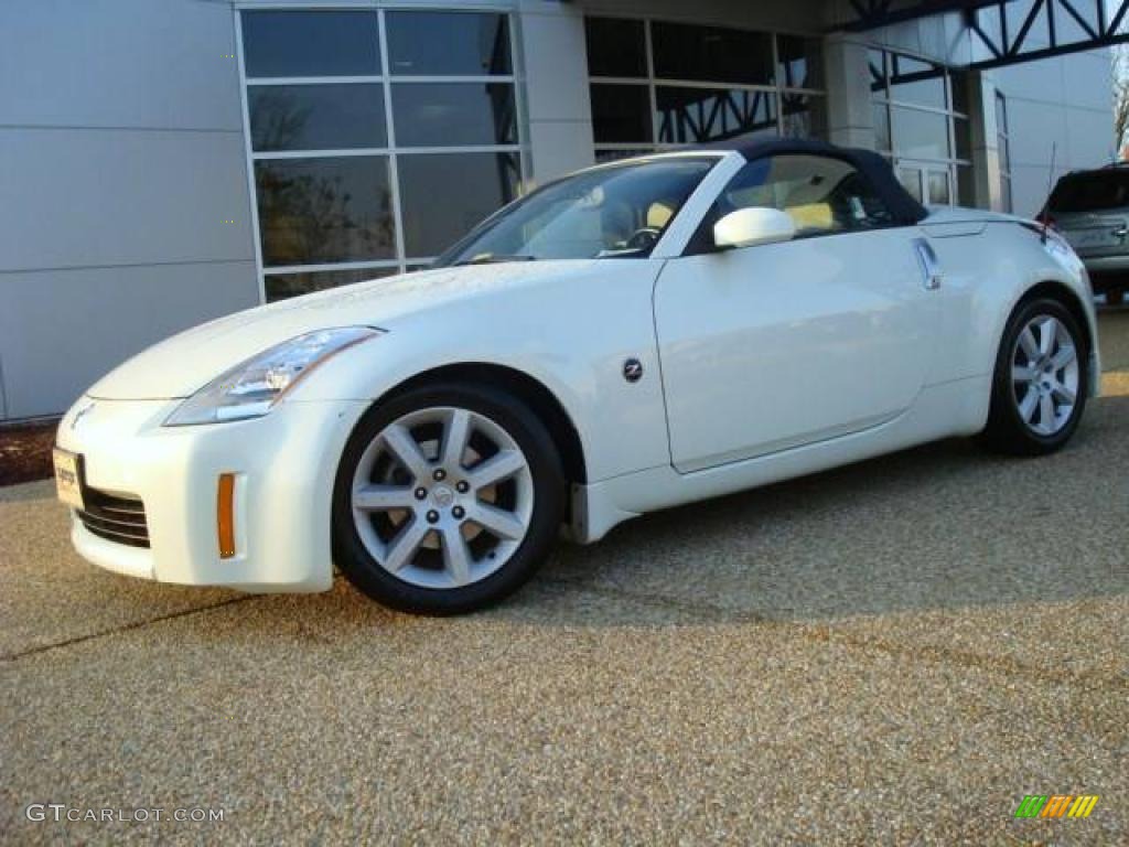 2004 350Z Touring Roadster - Pikes Peak White Pearl / Frost photo #2