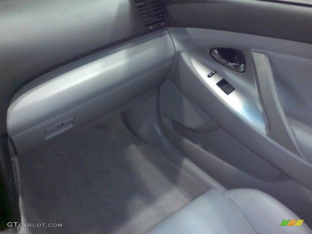 2007 Camry SE V6 - Titanium Metallic / Dark Charcoal photo #11