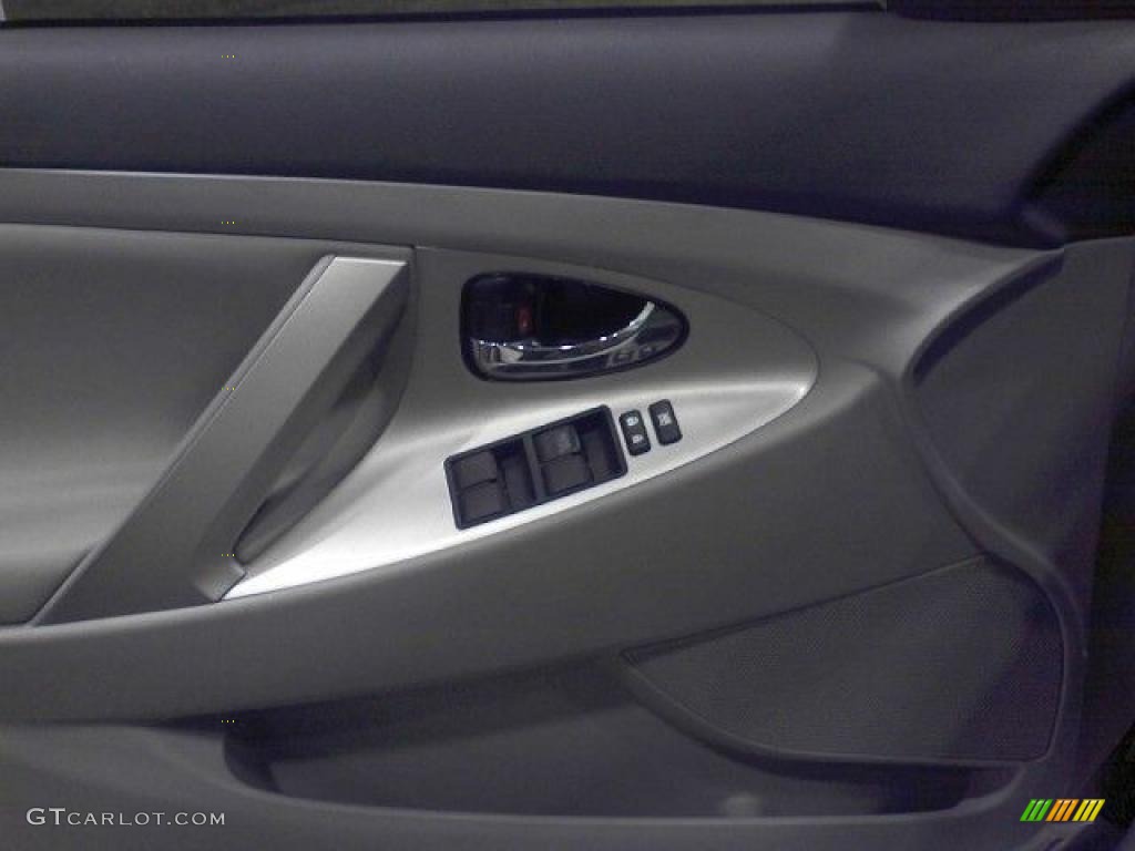 2007 Camry SE V6 - Titanium Metallic / Dark Charcoal photo #12