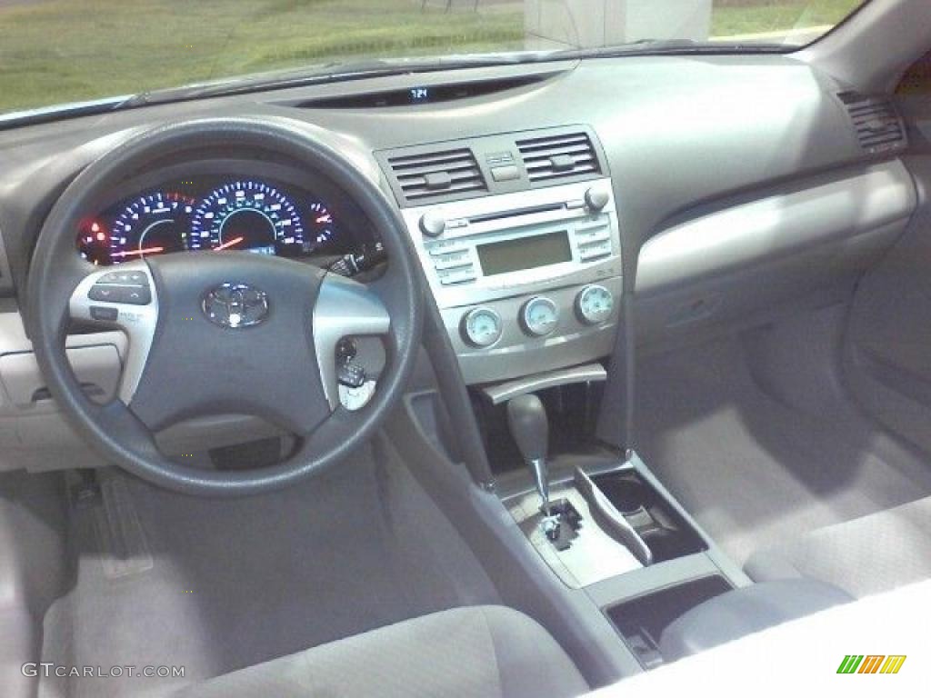 2008 Camry LE V6 - Classic Silver Metallic / Ash photo #5