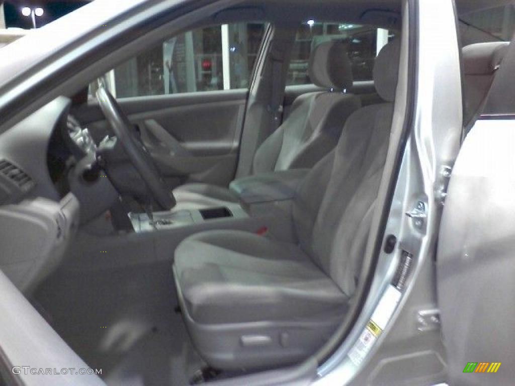 2008 Camry LE V6 - Classic Silver Metallic / Ash photo #6