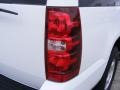 Summit White - Suburban 1500 LT Photo No. 19