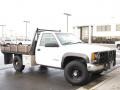 Summit White - Silverado 3500 Regular Cab 4x4 Chassis Photo No. 4