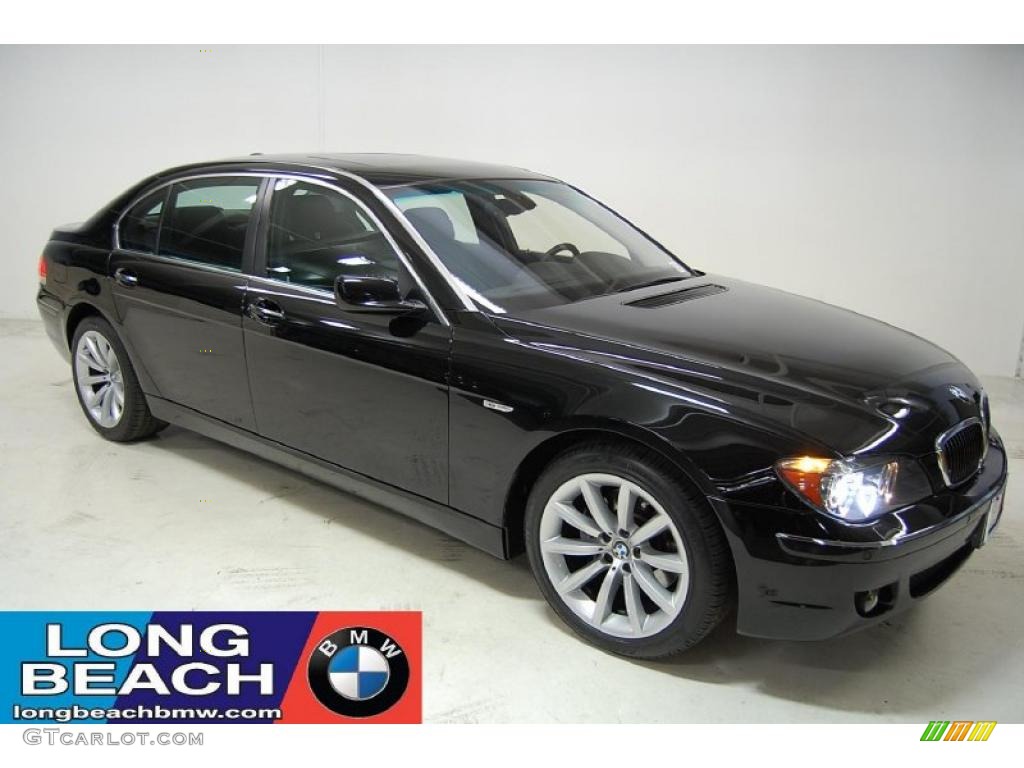 Azurite Black Metallic BMW 7 Series