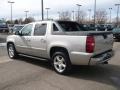 2007 Silver Birch Metallic Chevrolet Avalanche LT 4WD  photo #4