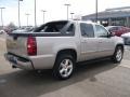 2007 Silver Birch Metallic Chevrolet Avalanche LT 4WD  photo #6