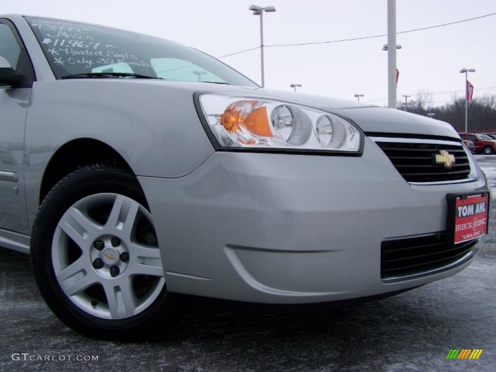 2006 Malibu Maxx LT Wagon - Silverstone Metallic / Titanium Gray photo #2