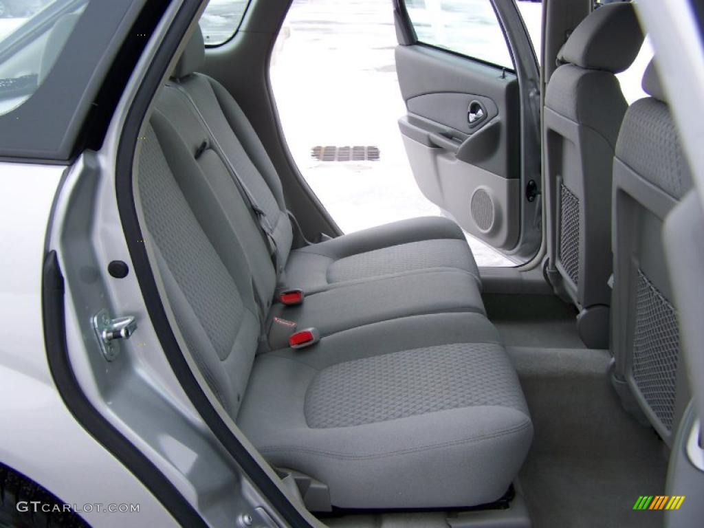 2006 Malibu Maxx LT Wagon - Silverstone Metallic / Titanium Gray photo #14