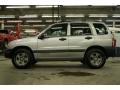 Silverleaf Metallic - Tracker 4WD Hard Top Photo No. 11