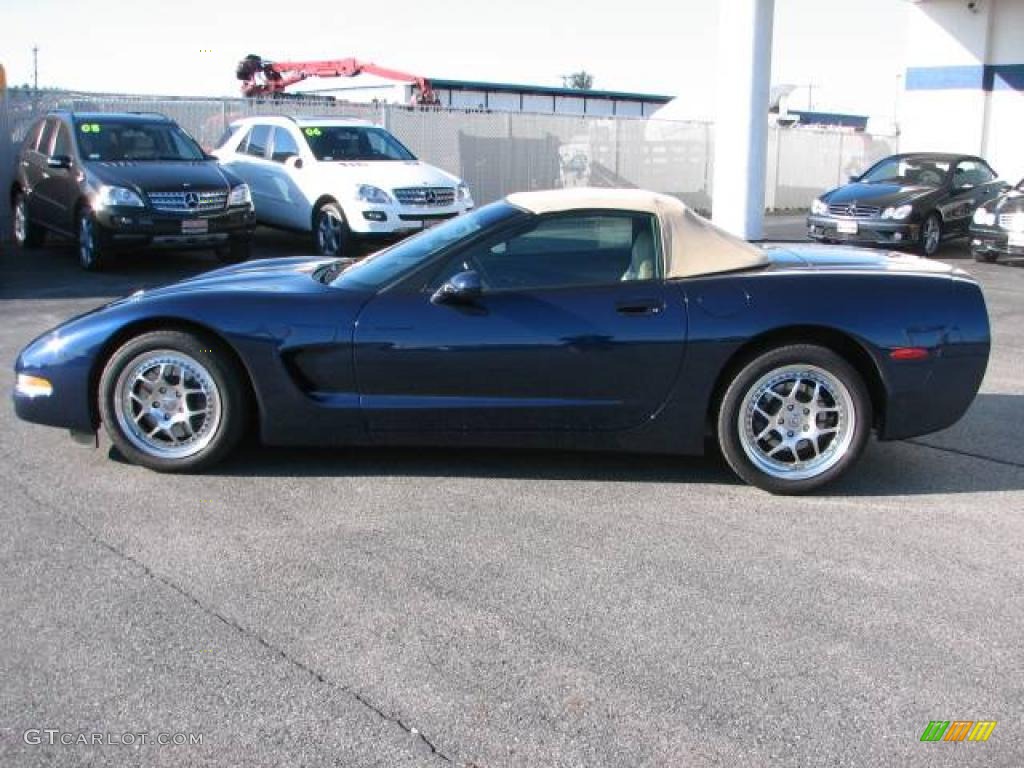 2001 Corvette Convertible - Navy Blue Metallic / Light Oak photo #9