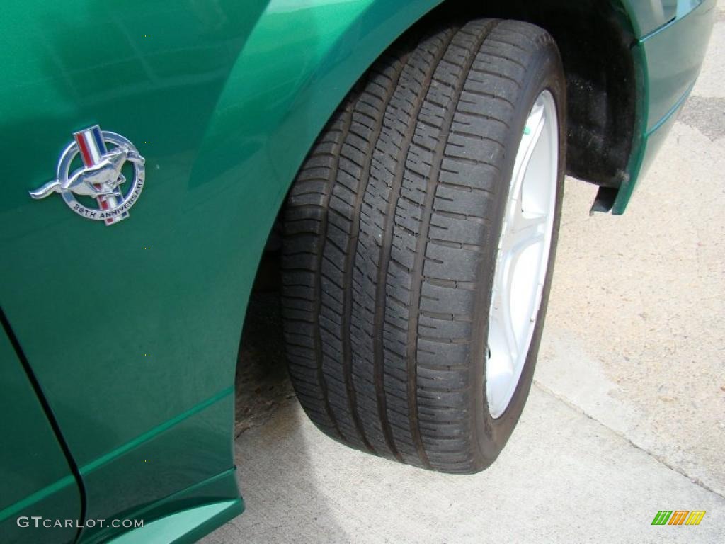 1999 Mustang GT Convertible - Electric Green Metallic / Medium Parchment photo #34