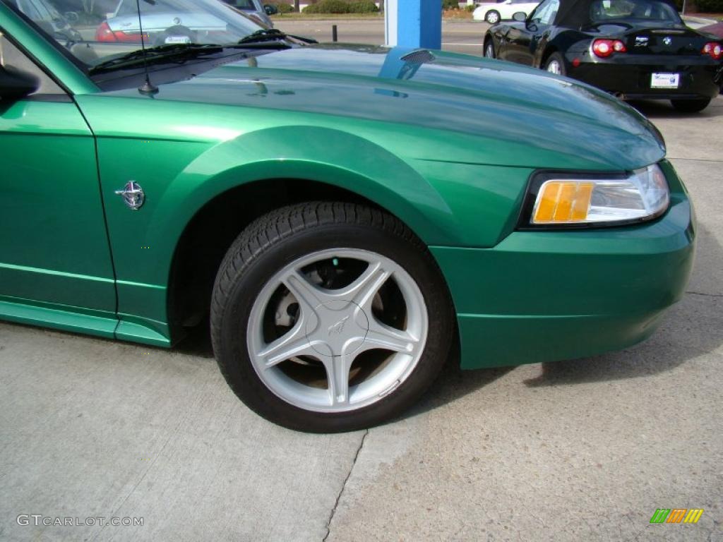 1999 Mustang GT Convertible - Electric Green Metallic / Medium Parchment photo #35