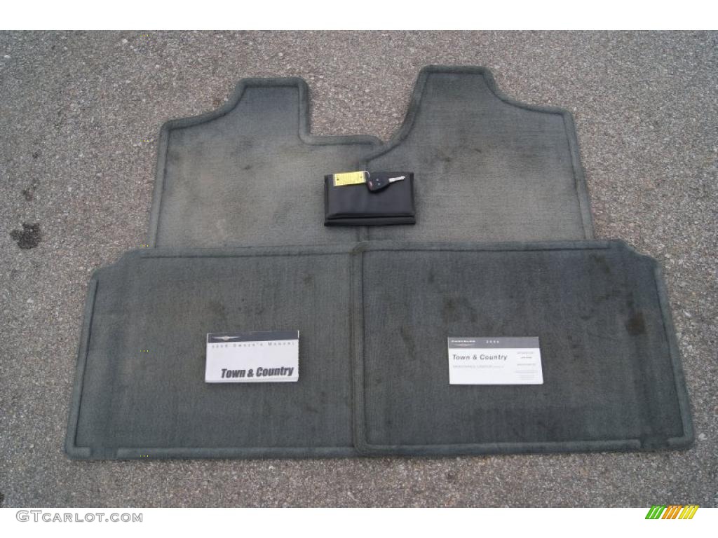 2006 Town & Country LX - Inferno Red Pearl / Medium Slate Gray photo #28