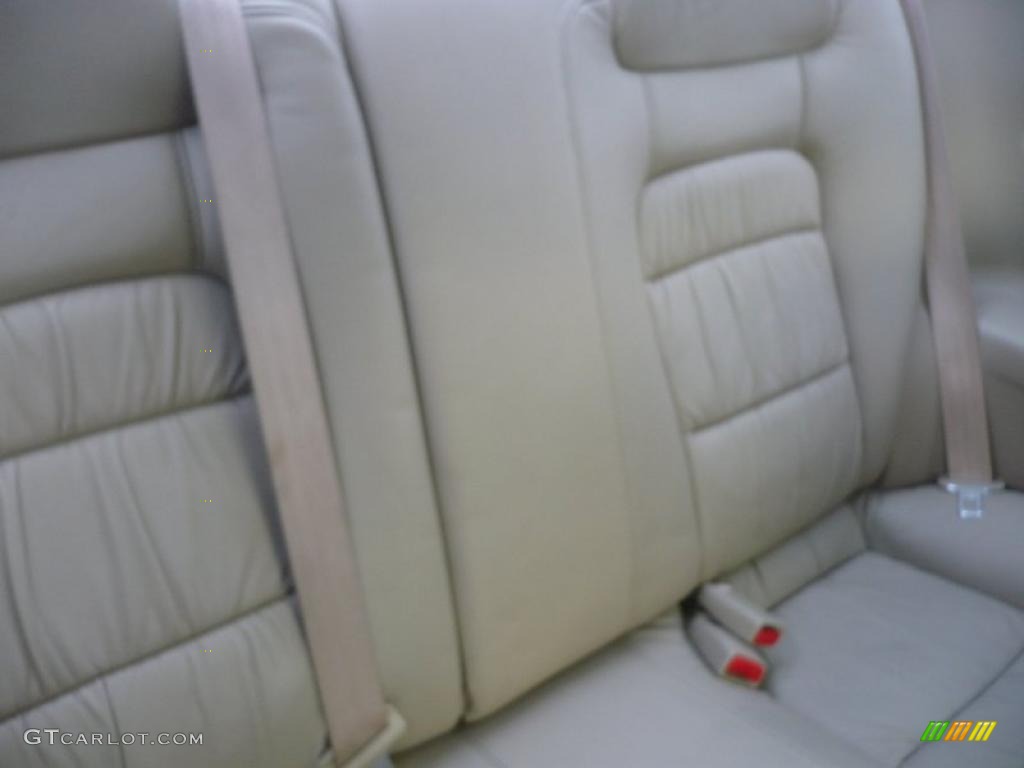2002 Accord EX V6 Coupe - Taffeta White / Ivory photo #13