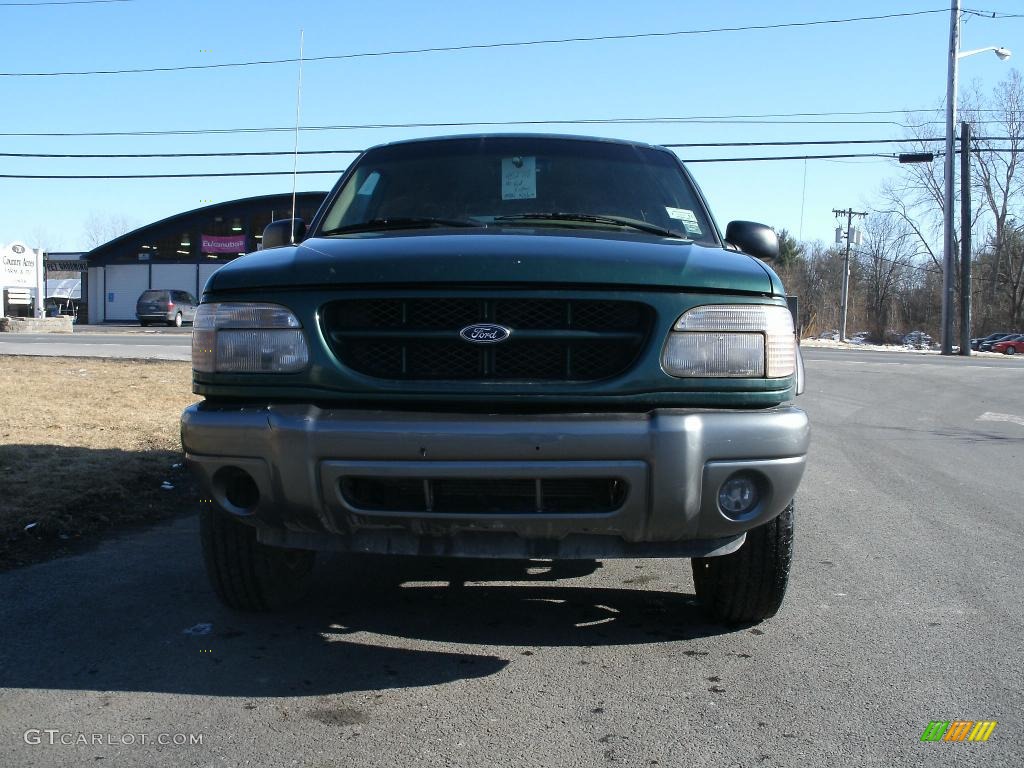 2000 Explorer Sport 4x4 - Spruce Green Metallic / Medium Prairie Tan photo #2