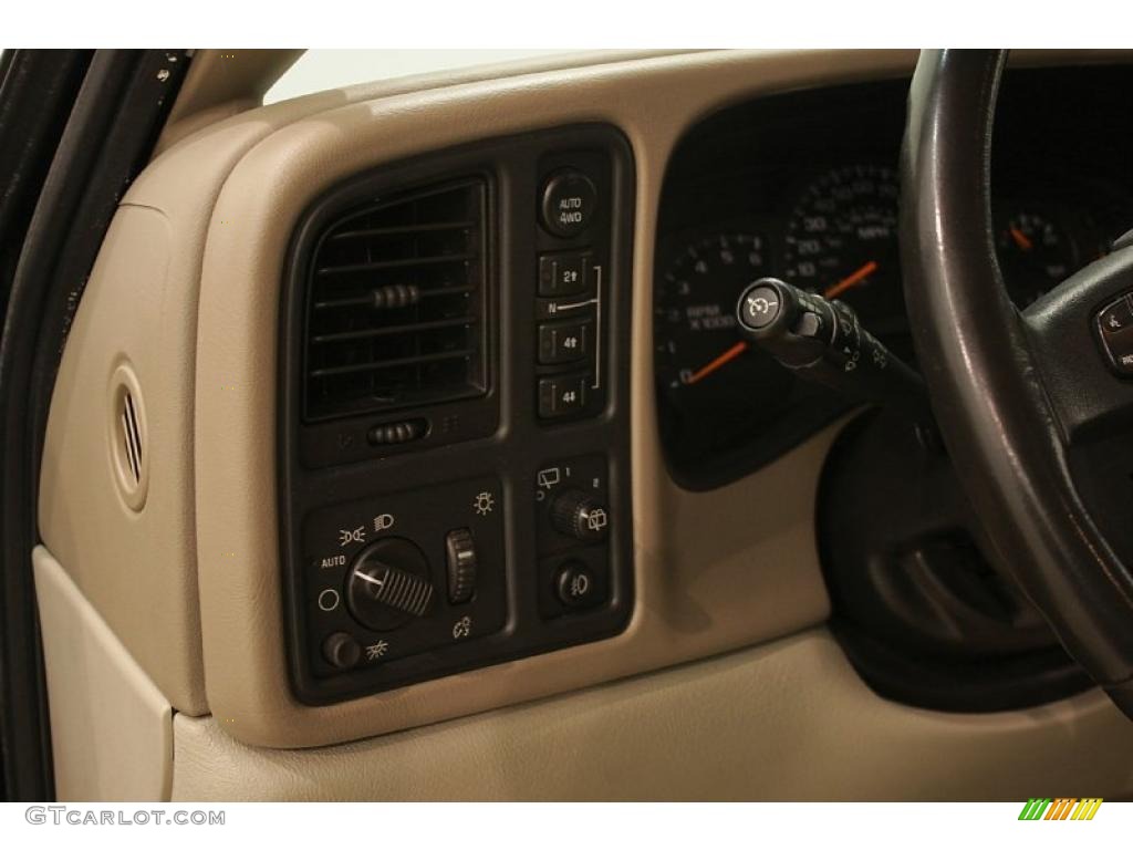 2003 Tahoe LT 4x4 - Dark Green Metallic / Tan/Neutral photo #13