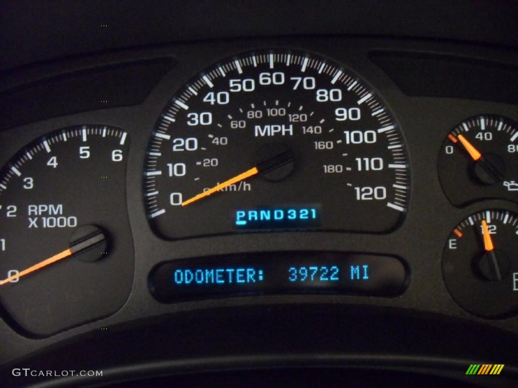 2004 Silverado 1500 Regular Cab - Sport Red Metallic / Dark Charcoal photo #15