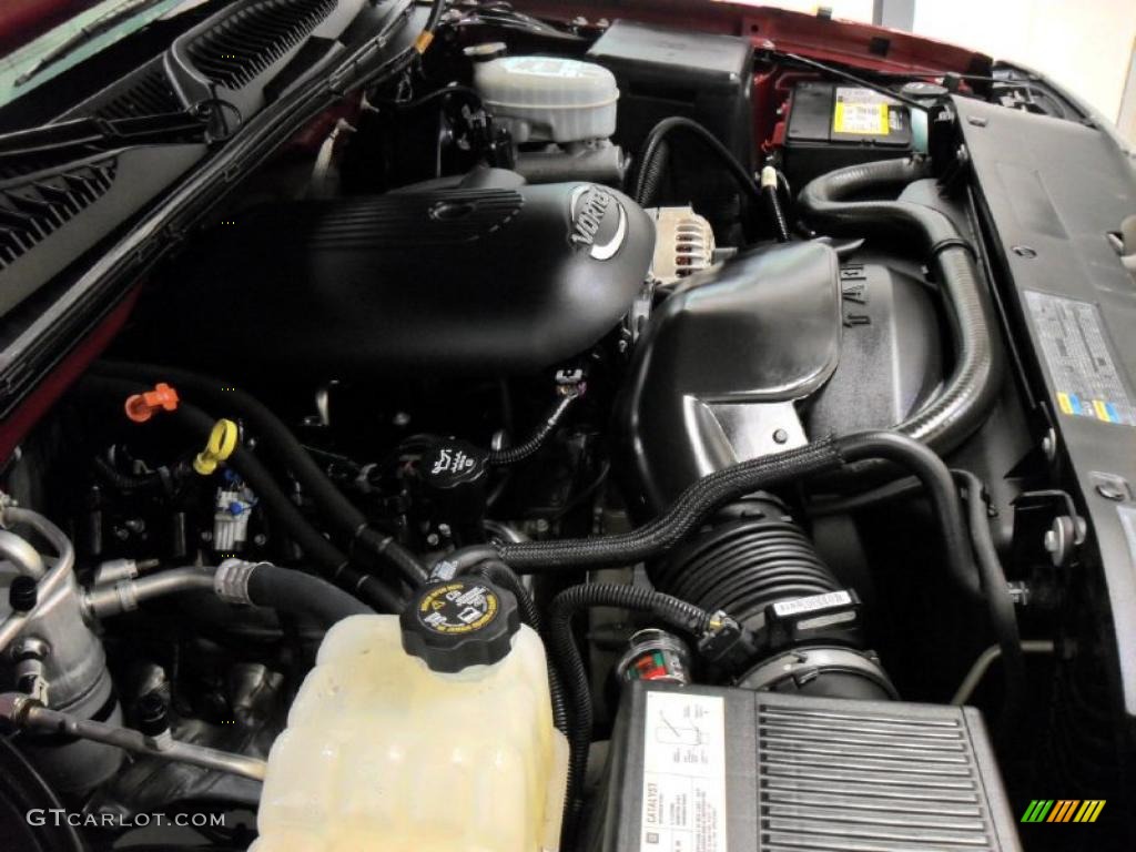 2004 Silverado 1500 Regular Cab - Sport Red Metallic / Dark Charcoal photo #27