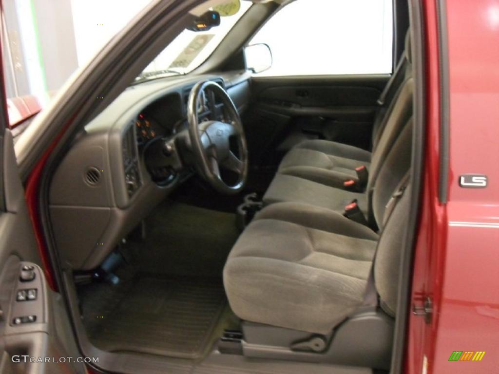 2004 Silverado 1500 Regular Cab - Sport Red Metallic / Dark Charcoal photo #30