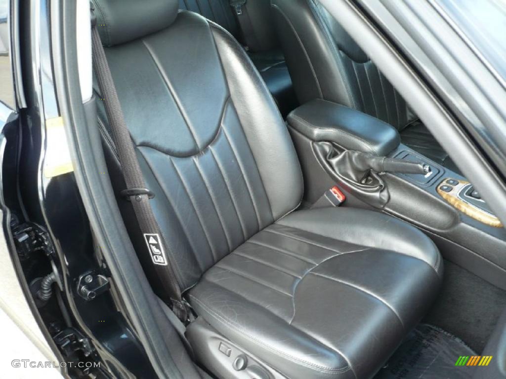 2002 S-Type 4.0 - Black / Charcoal photo #18