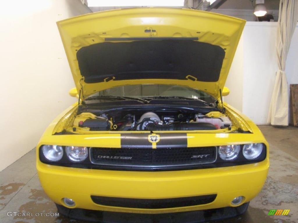 2010 Challenger SRT8 - Detonator Yellow / Dark Slate Gray photo #13