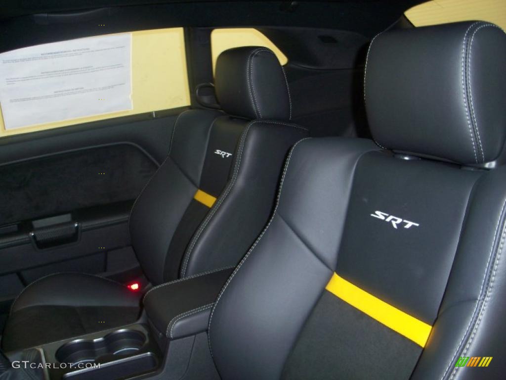 2010 Challenger SRT8 - Detonator Yellow / Dark Slate Gray photo #18