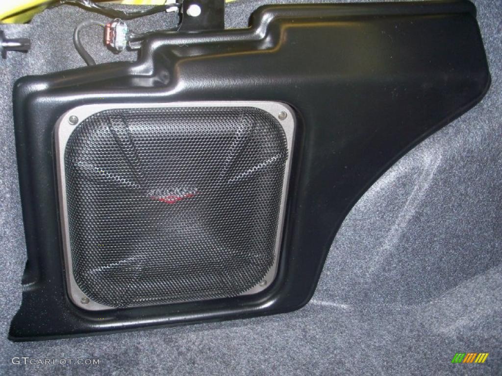 2010 Challenger SRT8 - Detonator Yellow / Dark Slate Gray photo #25