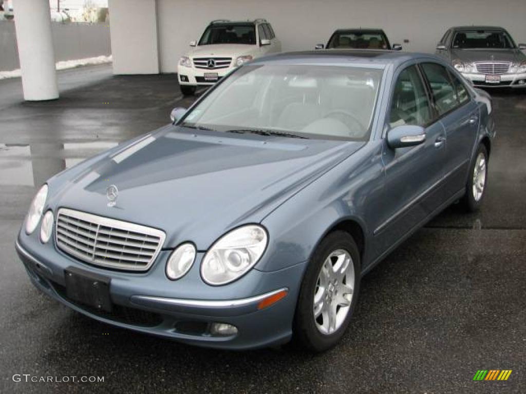 2005 E 320 CDI Sedan - Platinum Blue Metallic / Ash photo #1