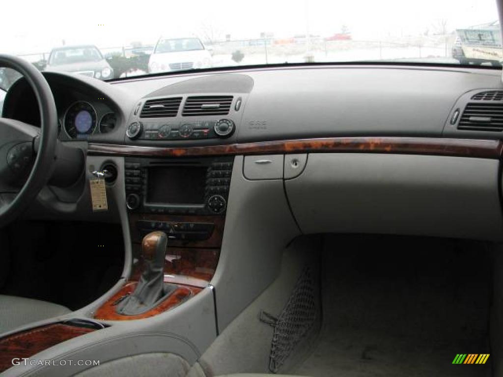 2005 E 320 CDI Sedan - Platinum Blue Metallic / Ash photo #11