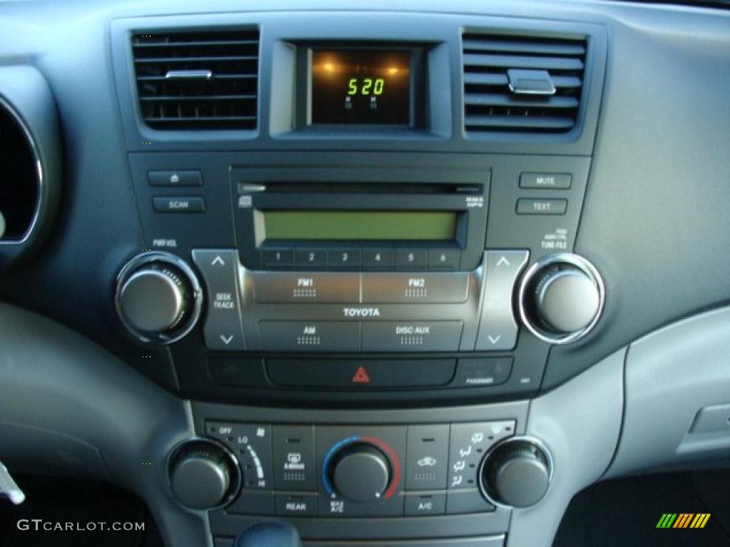 2010 Highlander V6 4WD - Blizzard White Pearl / Sand Beige photo #11