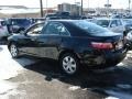 Black - Camry LE Photo No. 5