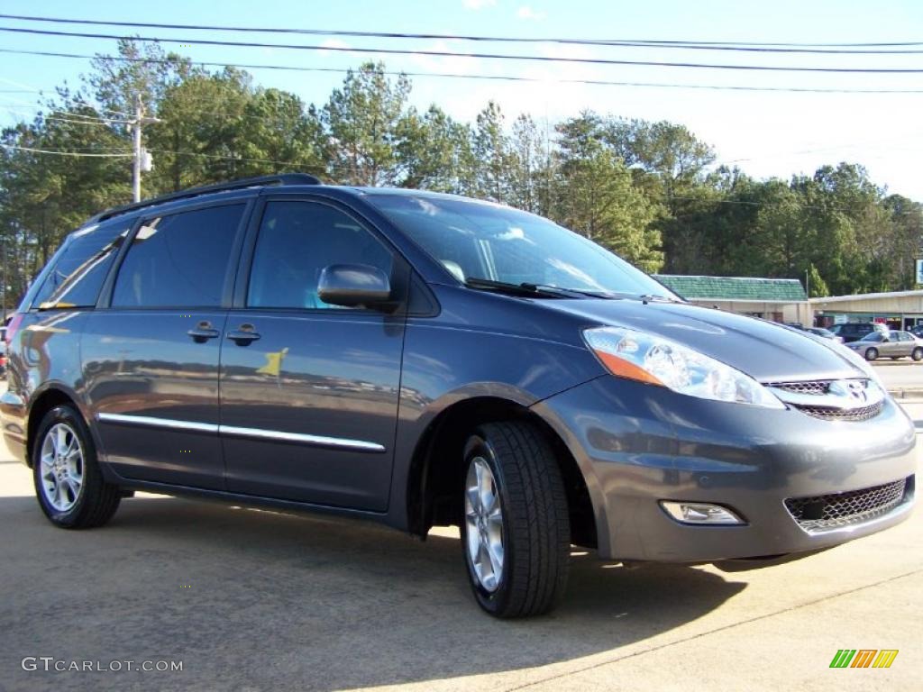 Slate Metallic Toyota Sienna