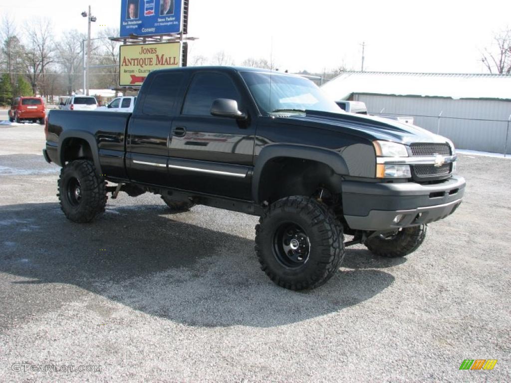 2004 Black Chevrolet Silverado 1500 Z71 Extended Cab 4x4