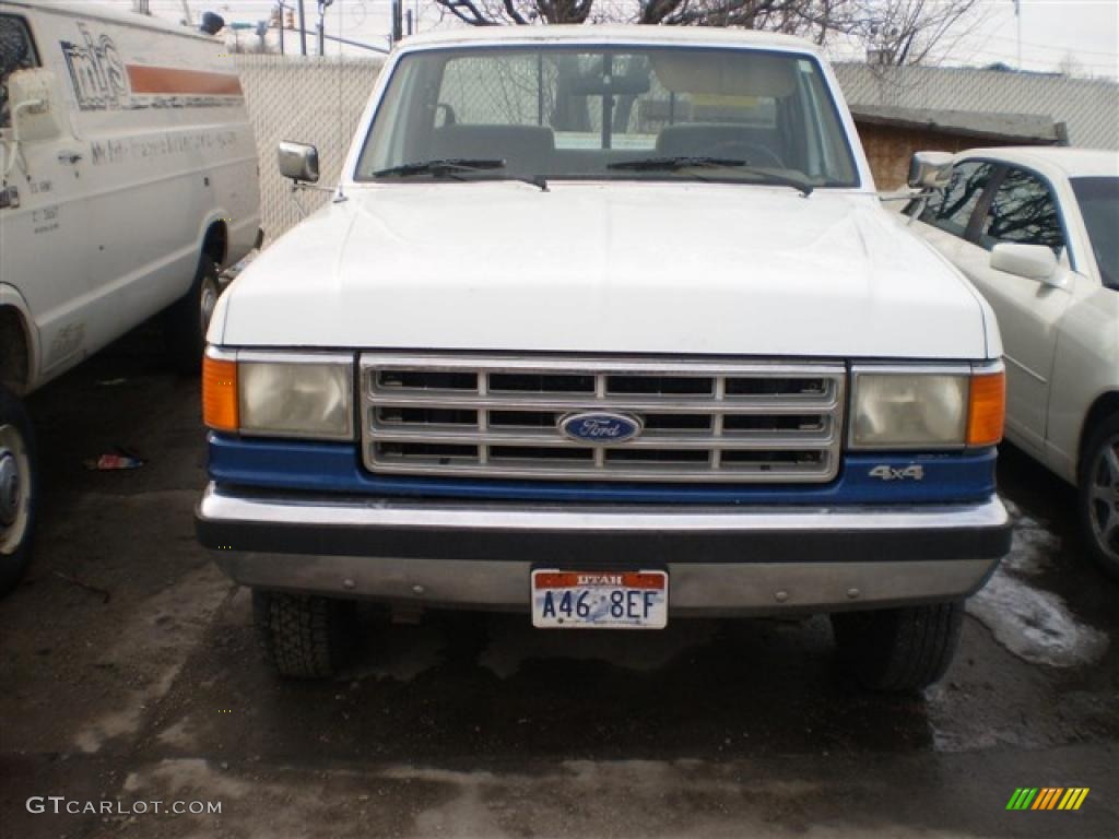 1987 F250 XLT Regular Cab 4x4 - Dark Blue Metallic / Tan photo #3