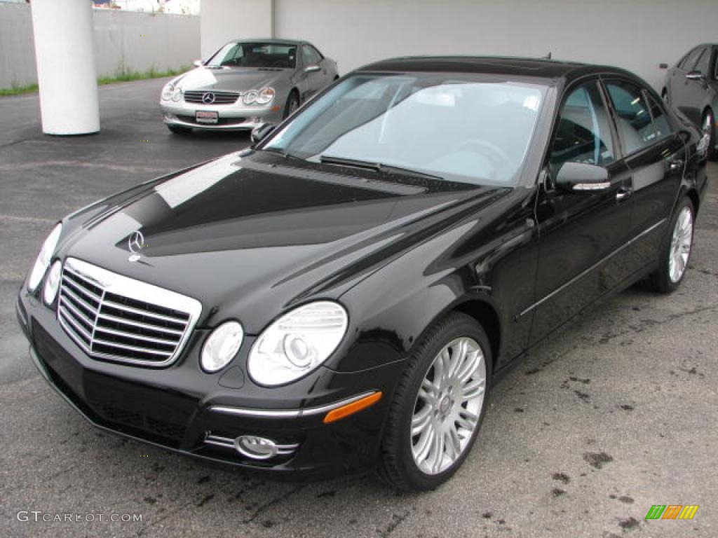 2008 E 550 4Matic Sedan - Black / Black photo #1