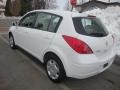 Fresh Powder - Versa 1.8 S Hatchback Photo No. 8