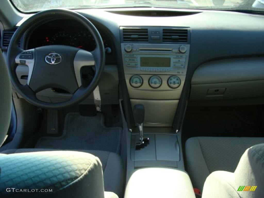 2007 Camry LE V6 - Magnetic Gray Metallic / Bisque photo #9