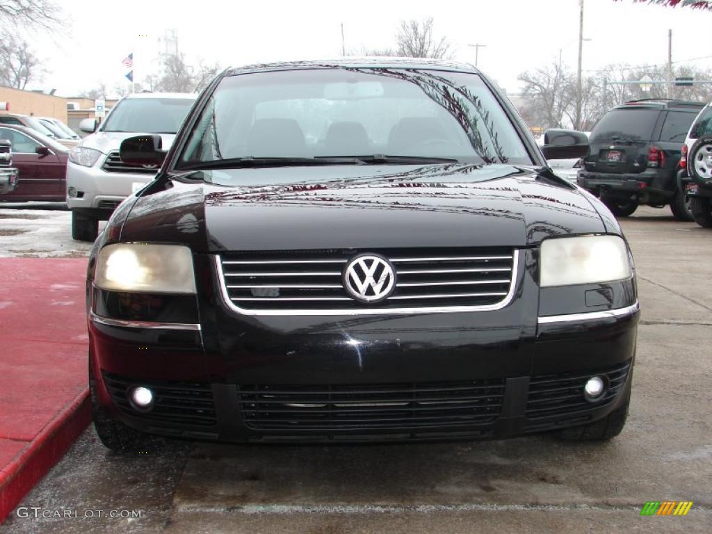 2003 Passat W8 4Motion Sedan - Black / Black photo #3