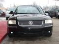 Black - Passat W8 4Motion Sedan Photo No. 3